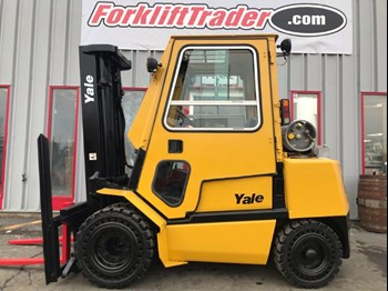 Yellow 2002 yale forklift with 6,000lb capacity for sale